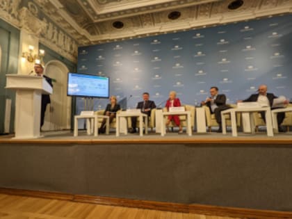 Леонид Рапопорт принял участие в «круглом столе» Комитета Государственной Думы по физической культуре и спорту