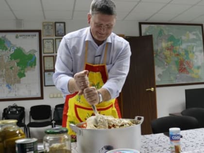 «Это наша объективная реальность». Как прошла встреча Евгения Писцова с жителями Новоберёзовского