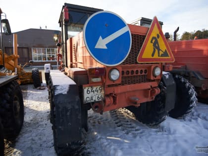 Восстановлено движение транспорта на двух свердловских трассах