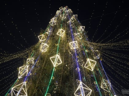 Мэрия Екатеринбурга определила график работы ледового городка