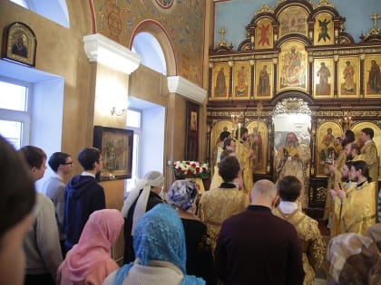 Митрополит Кирилл совершил Божественную литургию в Успенском храме в Верхней Пышме