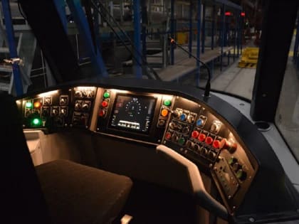 В Екатеринбурге представили обновлённый низкопольный трамвай