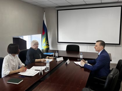 Главным управлением Минюста России по Свердловской области проведена рабочая встреча с Свердловским областным судом по обсуждению итогов реализации судебными органами полномочий   