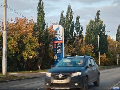 В Свердловской области заметно подешевел бензин