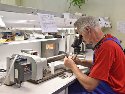 Уральский завод запустил импортозамещающее производство наборов инструментов и имплантатов для детской спинальной хирургии