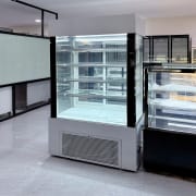 Ảnh chi tiết 1 của Tủ Bánh Kem 5 Tầng 1M2 DG-1200Z Kính Vuông