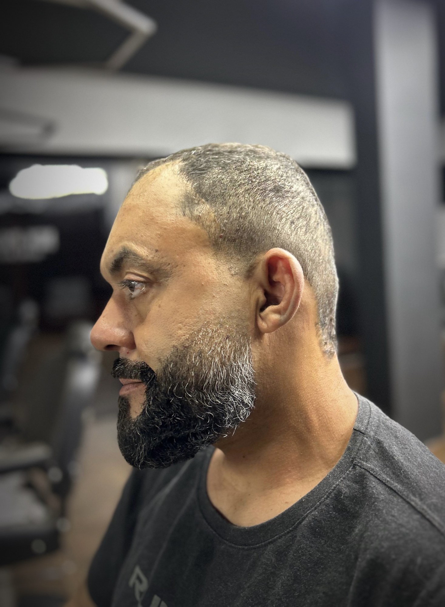 Depois: Corte baixo.