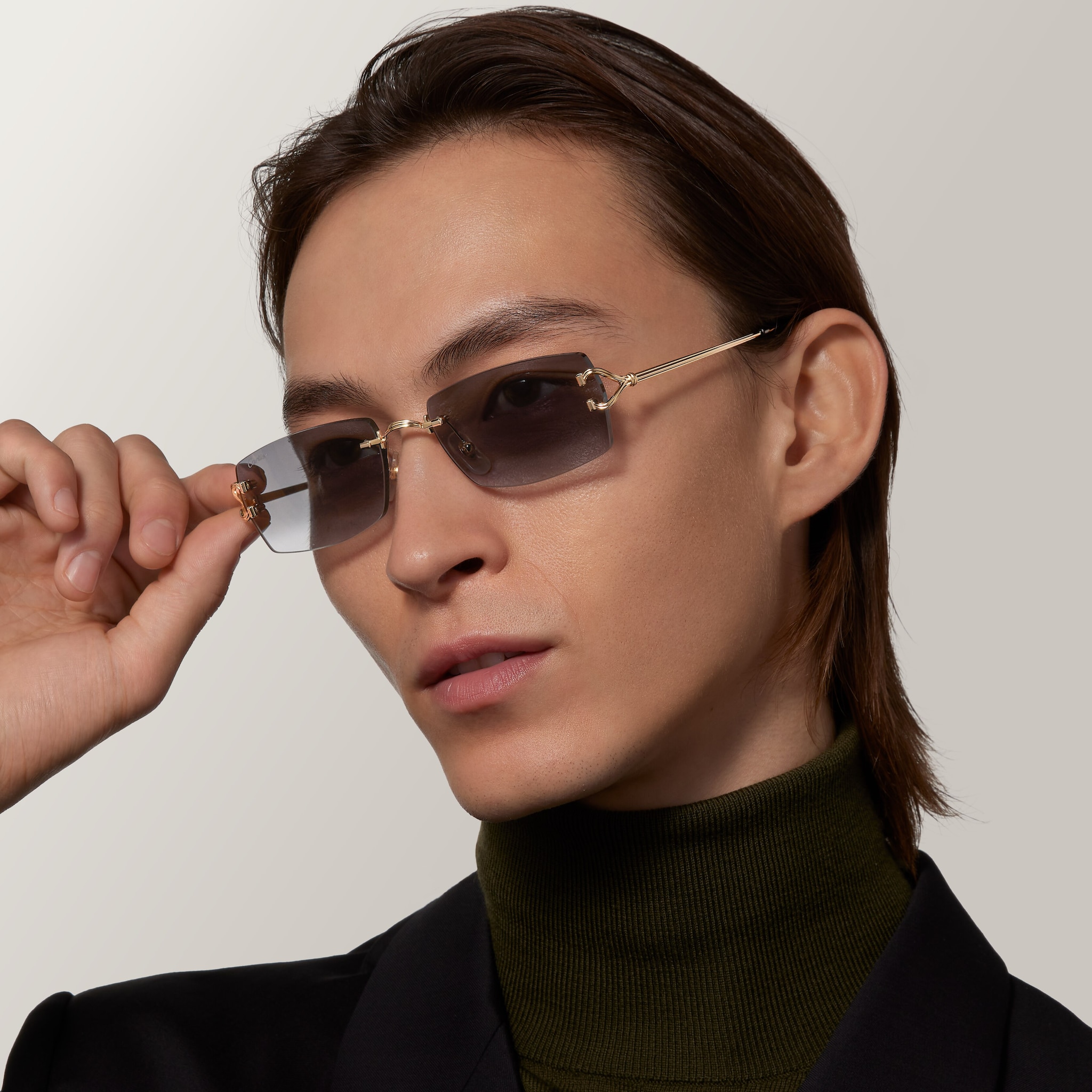 Klasik C de Cartier motifli güneş gözlükleri 2
