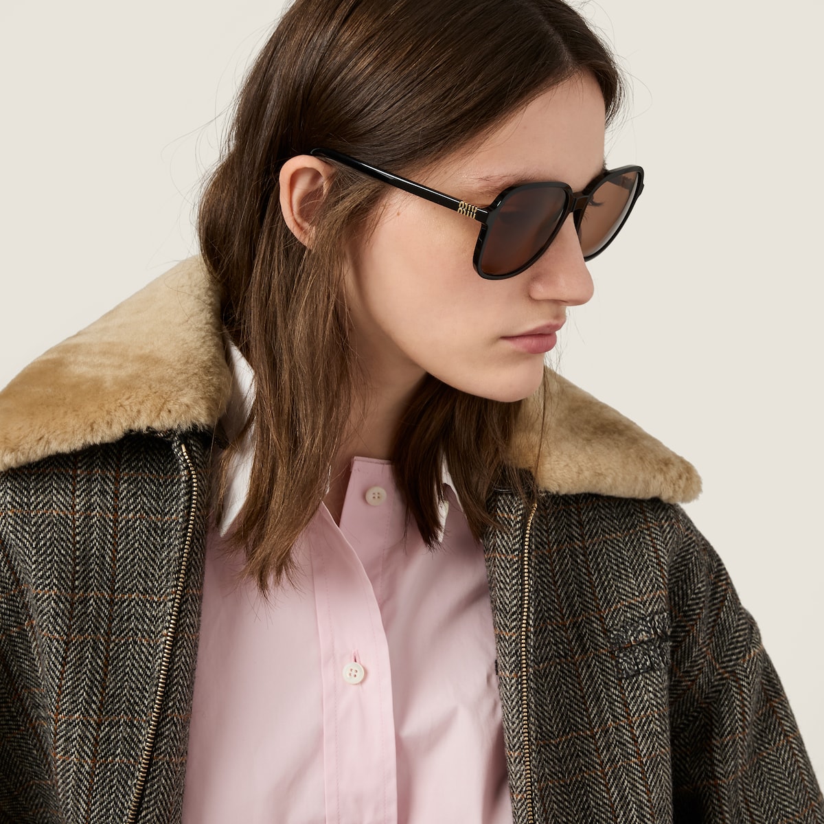 Miu Miu SMUB01 — Miu Regard Güneş Gözlüğü 2