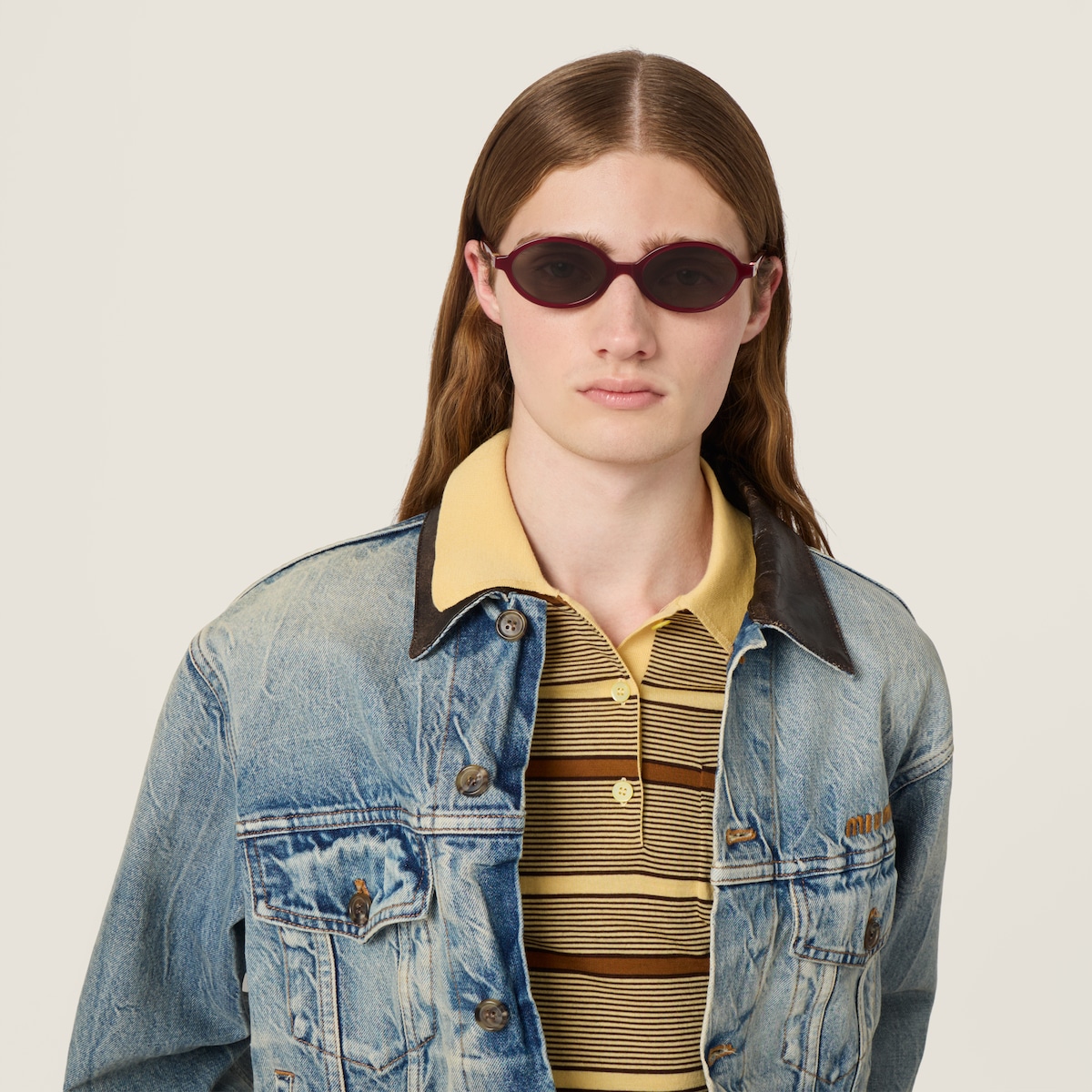 Miu Miu SMU04Z — Miu Regard Güneş Gözlüğü 2