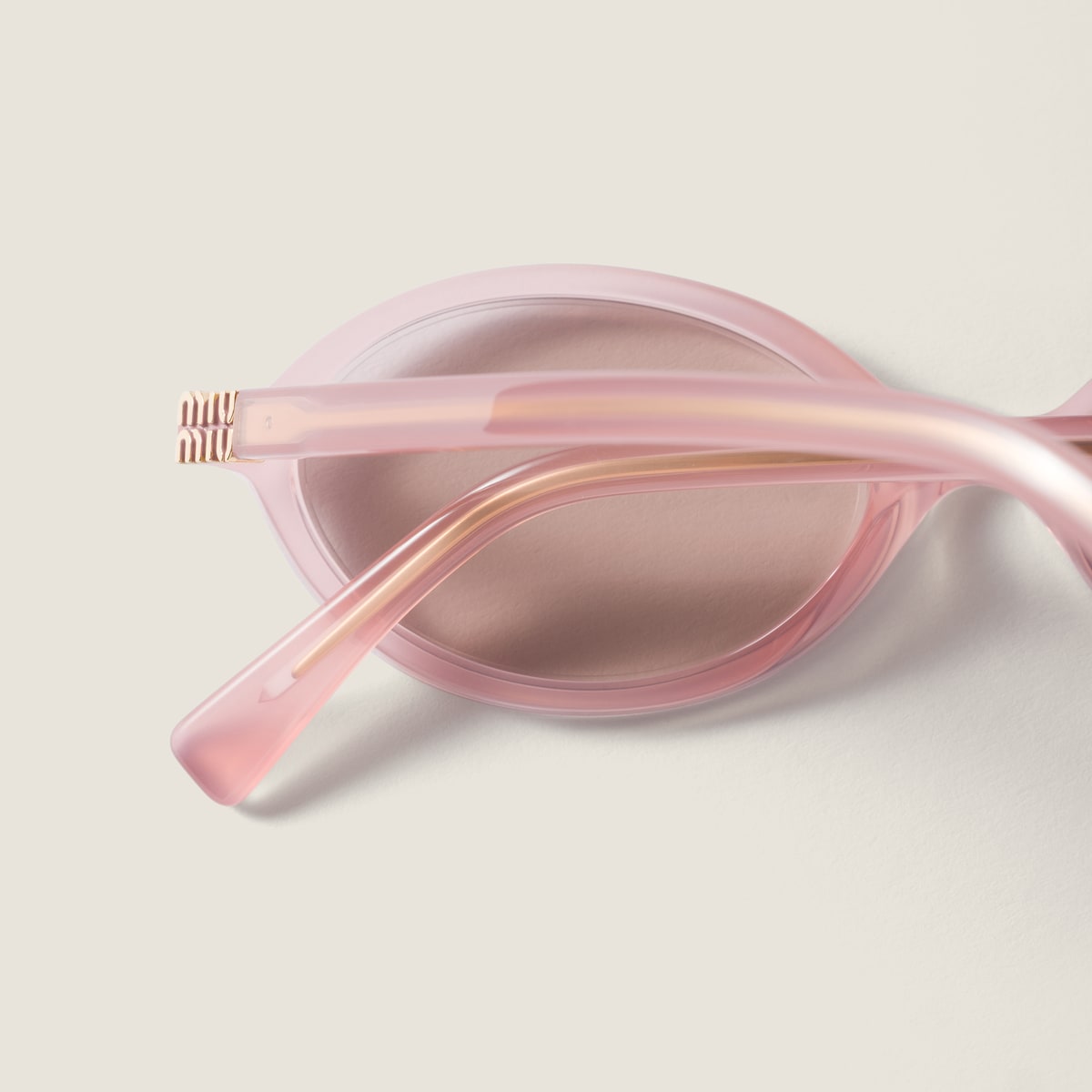 Miu Miu SMU04Z — Miu Regard Güneş Gözlüğü 4