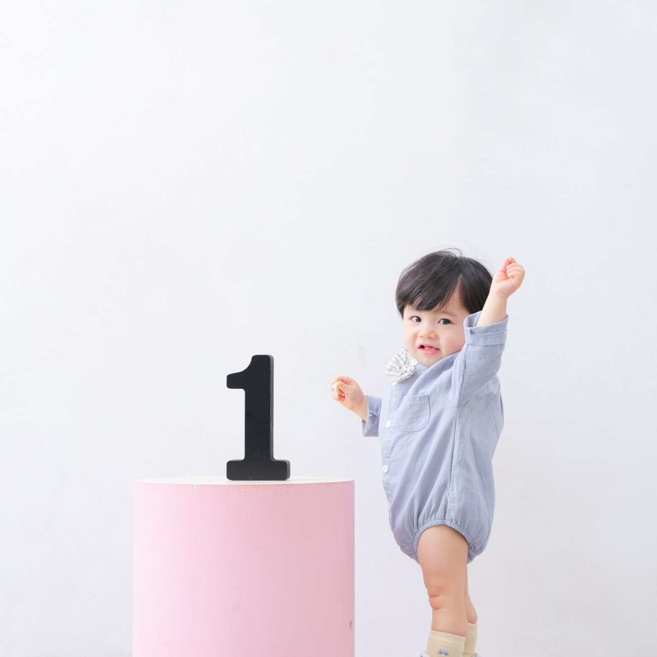 【阪急西宮ガーデンズ店】ずっとニコニコ😆笑顔いっぱい１歳男の子のバースデーフォト🧁