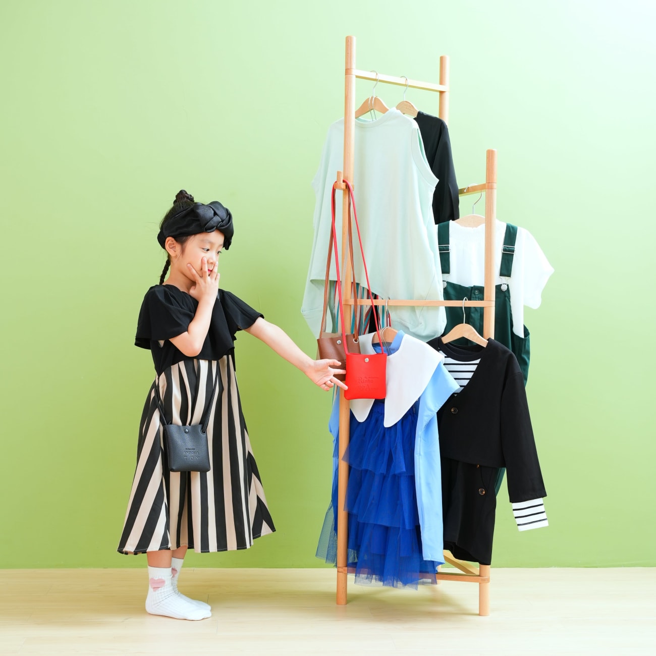 ANTIQUA×TOYの可愛いお洋服が無料で貸し出しできます★