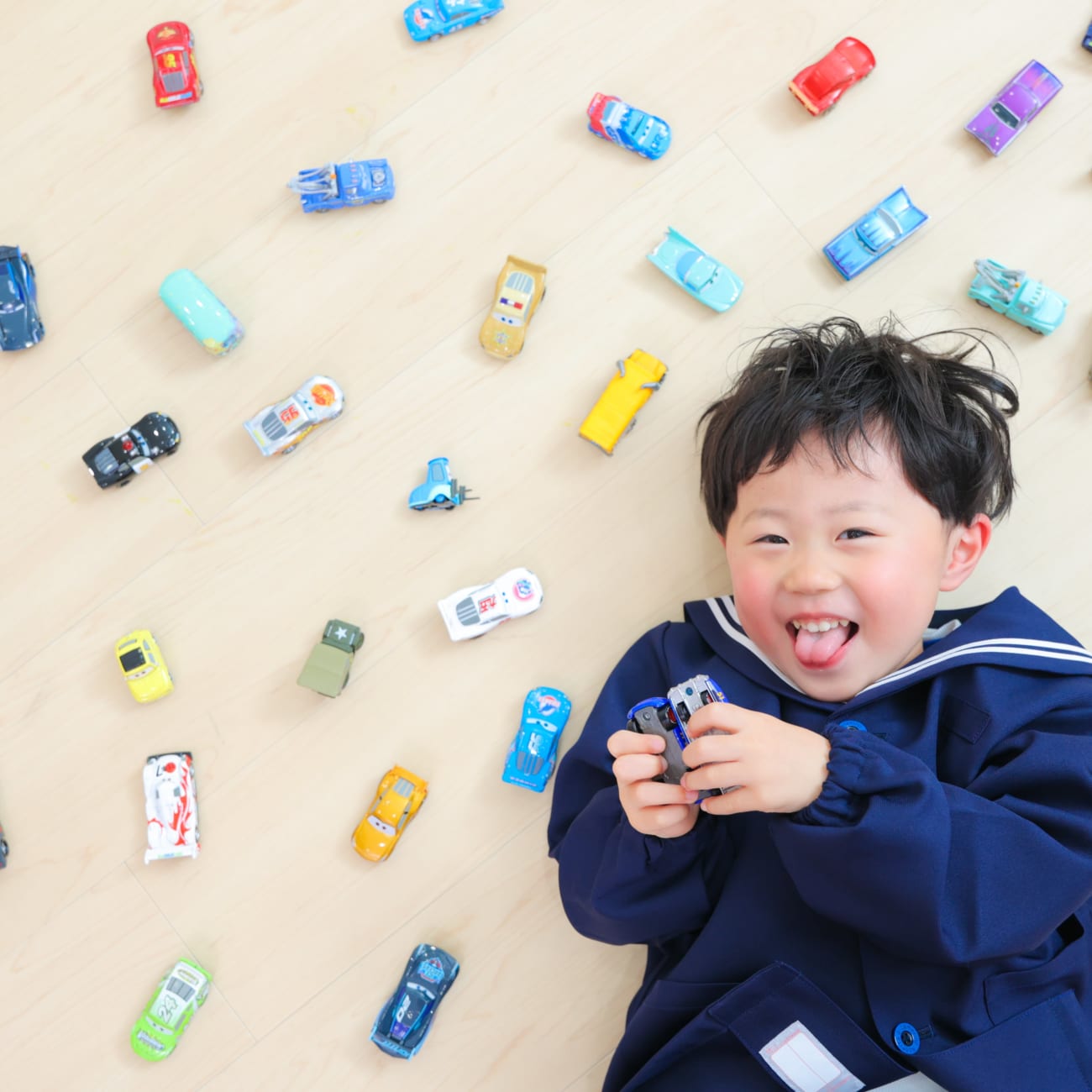 【尼崎店】トミカ大好きな3歳男の子🏎️🏎️