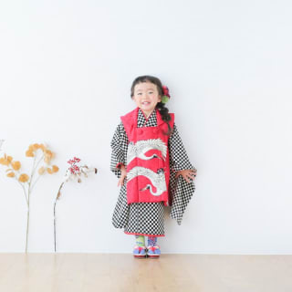 七五三　記念写真　女の子　お花　キッズフォトハウス　HAPISTA