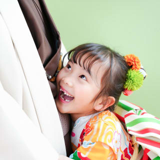 七五三　７歳女の子　可愛い　カラフル　キッズフォトスタジオ　ハピスタ