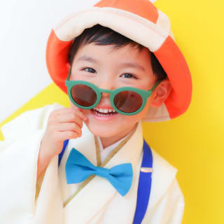 七五三　男の子　可愛い　カラフル　キッズフォトスタジオ　ハピスタ
