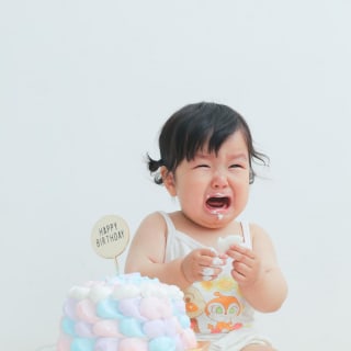 バースデー　お誕生日　泣き顔　キッズ写真　HAPISTA