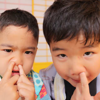 七五三　兄弟　可愛い　カラフル　キッズフォトスタジオ　ハピスタ