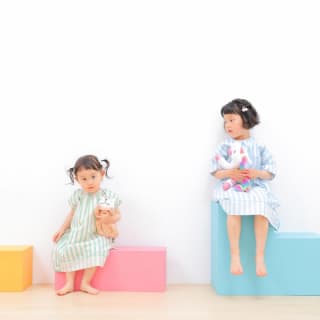 バースデー　お誕生日　女の子　姉妹フォト　カラフル　キッズ写真　HAPISTA