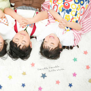 七五三　家族写真　3歳　女の子　男の子　5歳　兄妹　双子