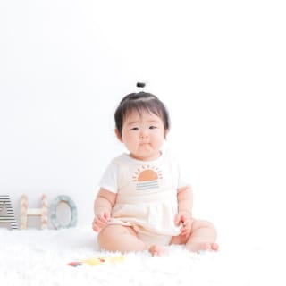 ベビーフォト　赤ちゃん　記念日　キッズフォトスタジオ　HAPISTA