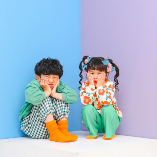 きょうだい撮影　写真　カラフル　フォトスタジオ　ハピスタ