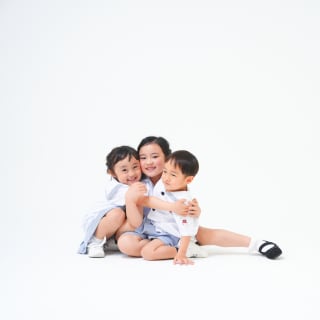 入学写真　入学フォト　キッズフォトスタジオ　大阪フォトスタジオ　堺市フォトスタジオ　入学記念　制服撮影　3兄弟　兄弟撮影