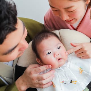 お宮参り　赤ちゃん　記念日　家族写真　キッズフォトスタジオ　HAPISTA