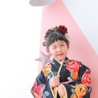 七五三　７歳女の子　可愛い　カラフル　キッズフォトスタジオ　ハピスタ