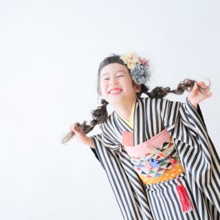 七五三　記念写真　女の子　お花　キッズフォトハウス　HAPISTA