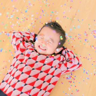 お誕生日　バースデー　男の子　カラフル　キッズ写真 　HAPISTA