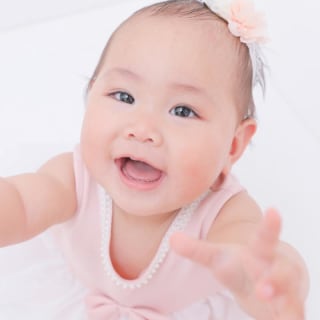ベビーフォト　赤ちゃん　家族写真　記念日　キッズフォトスタジオ　HAPISTA