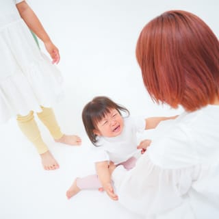 1歳誕生日　誕生日撮影　誕生日　バースデー　バースデーフォト　キッズフォトスタジオ　バースデー写真　子どもスタジオ　大阪フォトスタジオ　キッズスタジオ　堺市フォトスタジオ　泣き顔　