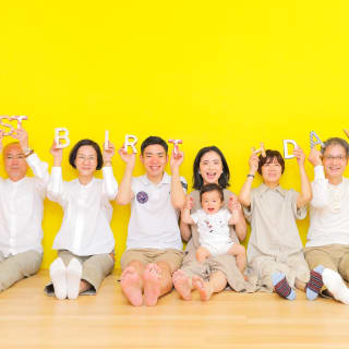 一歳　誕生日　バースデー　家族写真　集合写真