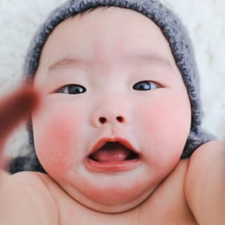 ベビーフォト　赤ちゃん　記念日　キッズフォトスタジオ　HAPISTA