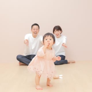 バースデー　お誕生日　女の子　パパ　ママ　家族写真　キッズ写真　HAPISTA