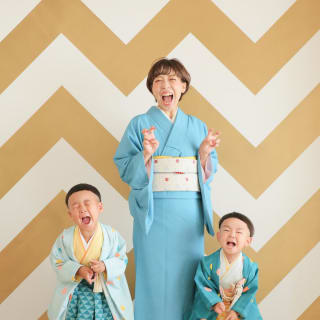 七五三　ファミリーフォト　笑顔　記念写真　キッズフォトスタジオ　ハピスタ