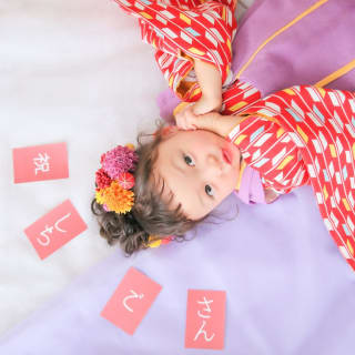 七五三　3歳女の子　可愛い　カラフル　キッズフォトスタジオ　ハピスタ