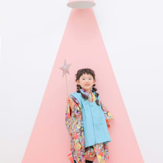 七五三　3歳女の子　可愛い　カラフル　キッズフォトスタジオ　ハピスタ