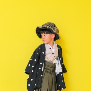 七五三　男の子　可愛い　カラフル　キッズフォトスタジオ　ハピスタ