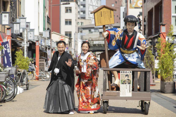 雷門もスカイツリーも！浅草周遊