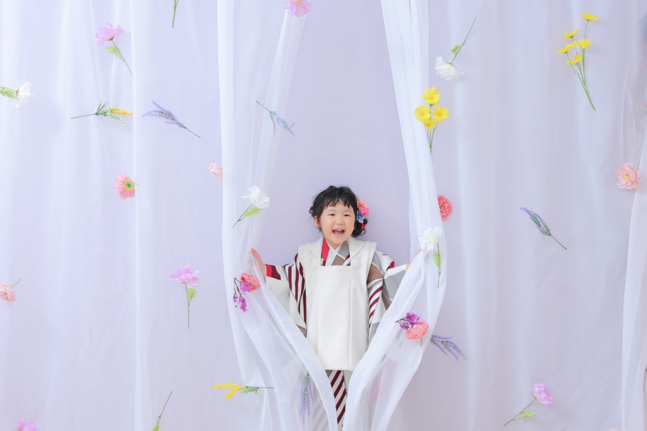 今度はお花のカーテンで！