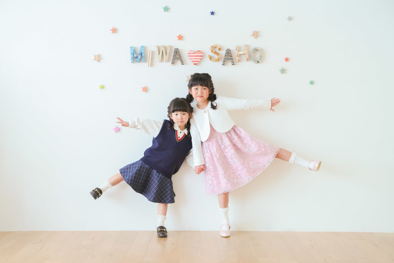 もうすぐ入学のお姉ちゃんと、もうすぐ入園の妹ちゃん。