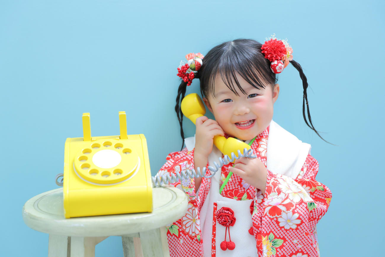 水色お壁でお電話タイム☎️