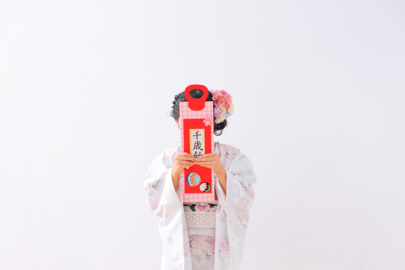 千歳飴でかくれんぼ、、、