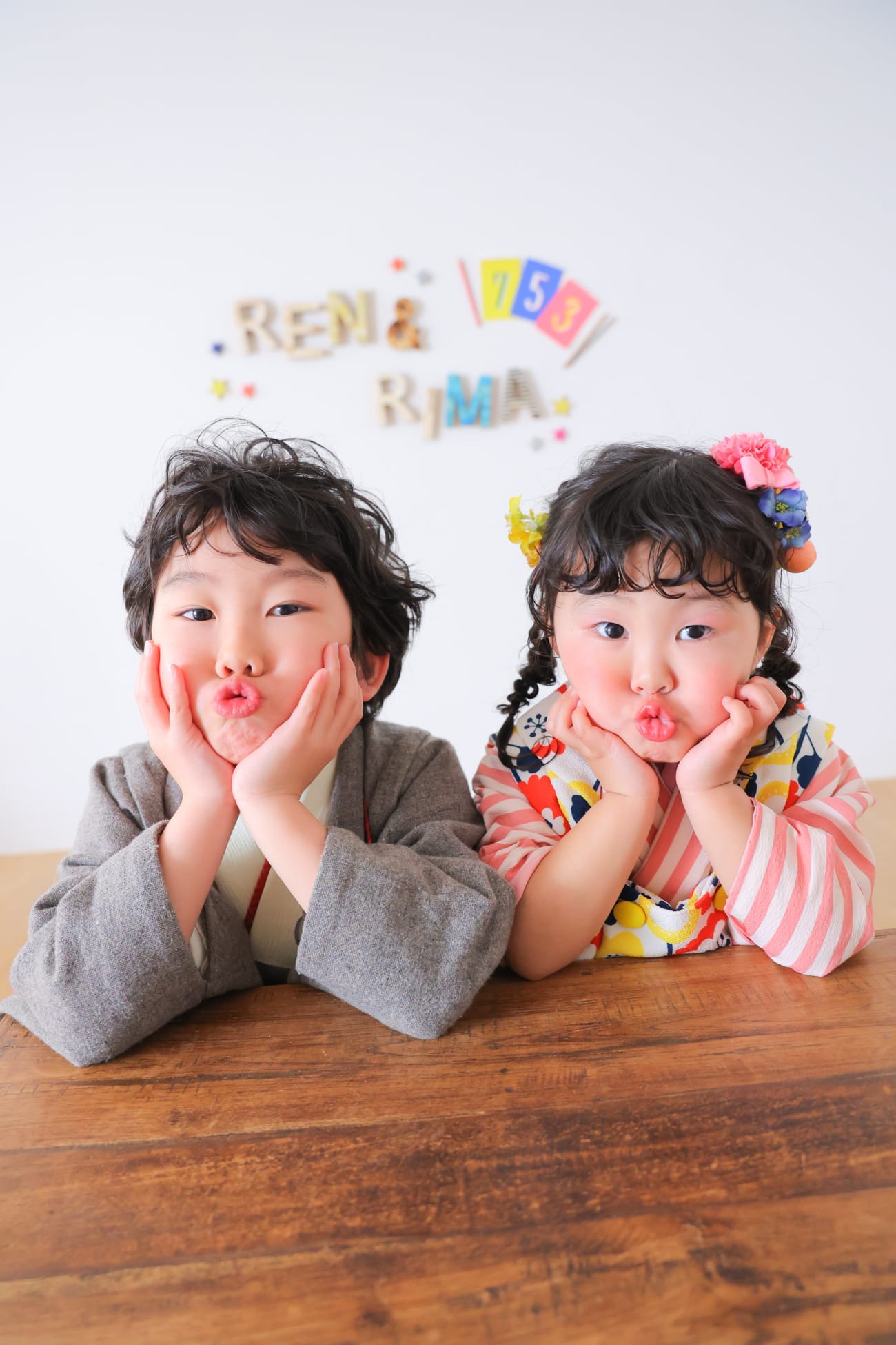 お兄ちゃんと一緒に兄妹ショット💙💗