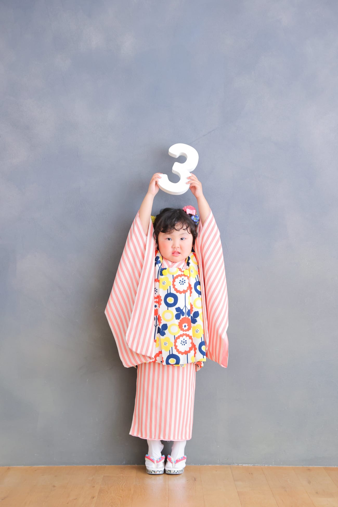 3の数字を持ちながら💭❤️