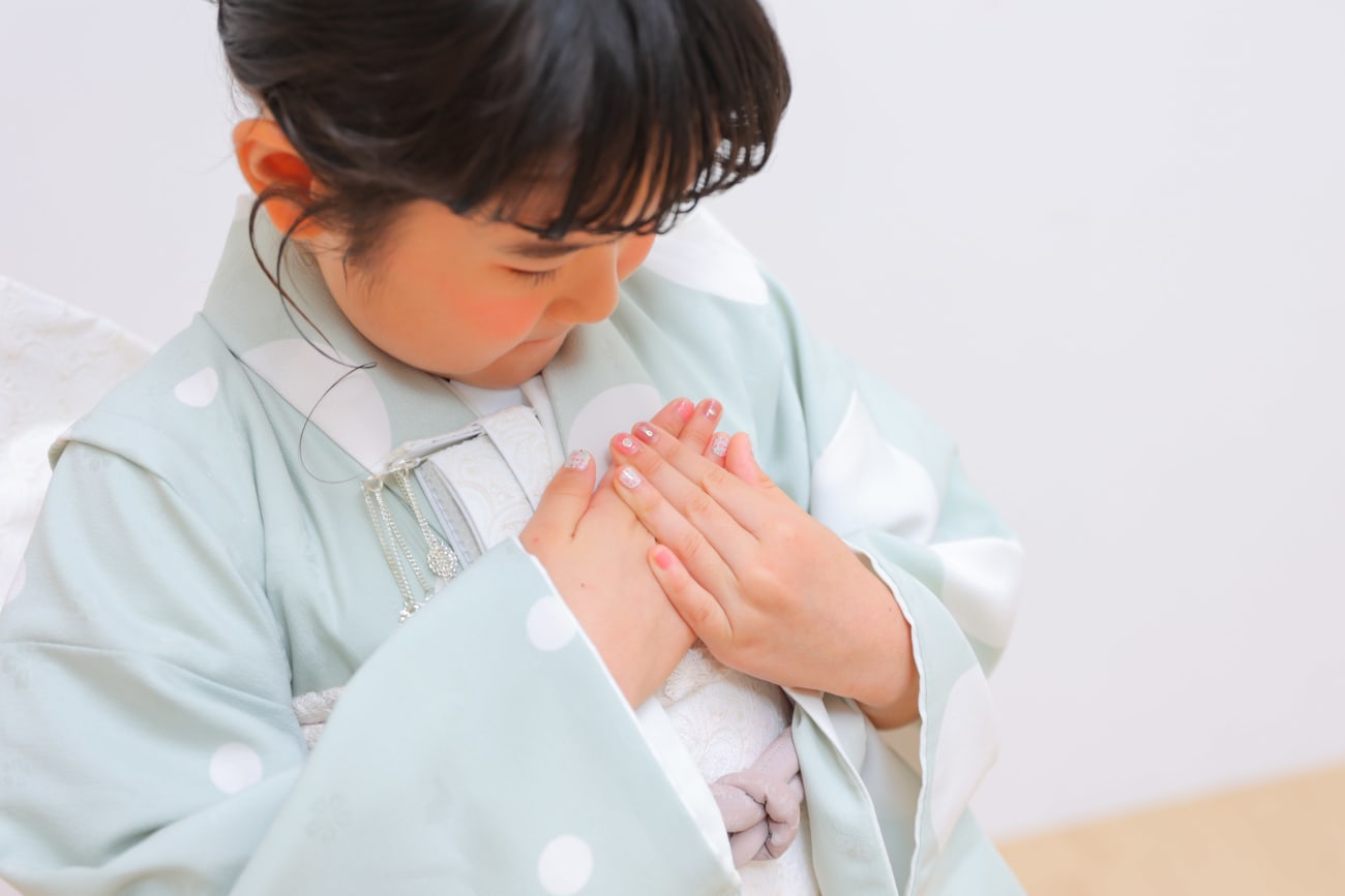 ママに可愛くしてもらったネイルも素敵に残します♪