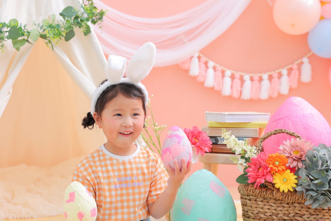 パステルピンクの背景でピクニックを楽しもう！🧺🎈